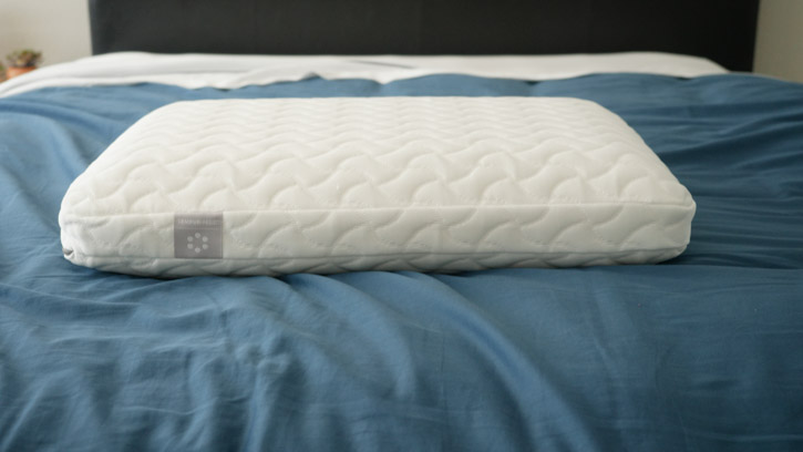TEMPUR-Cloud pillow with 5" height profile on bed